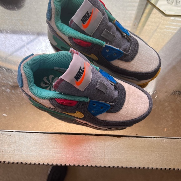 Toddler Boy shoes 11 and 12 Low Top Jordan 11, Nike airmax - Picture 11 of 13